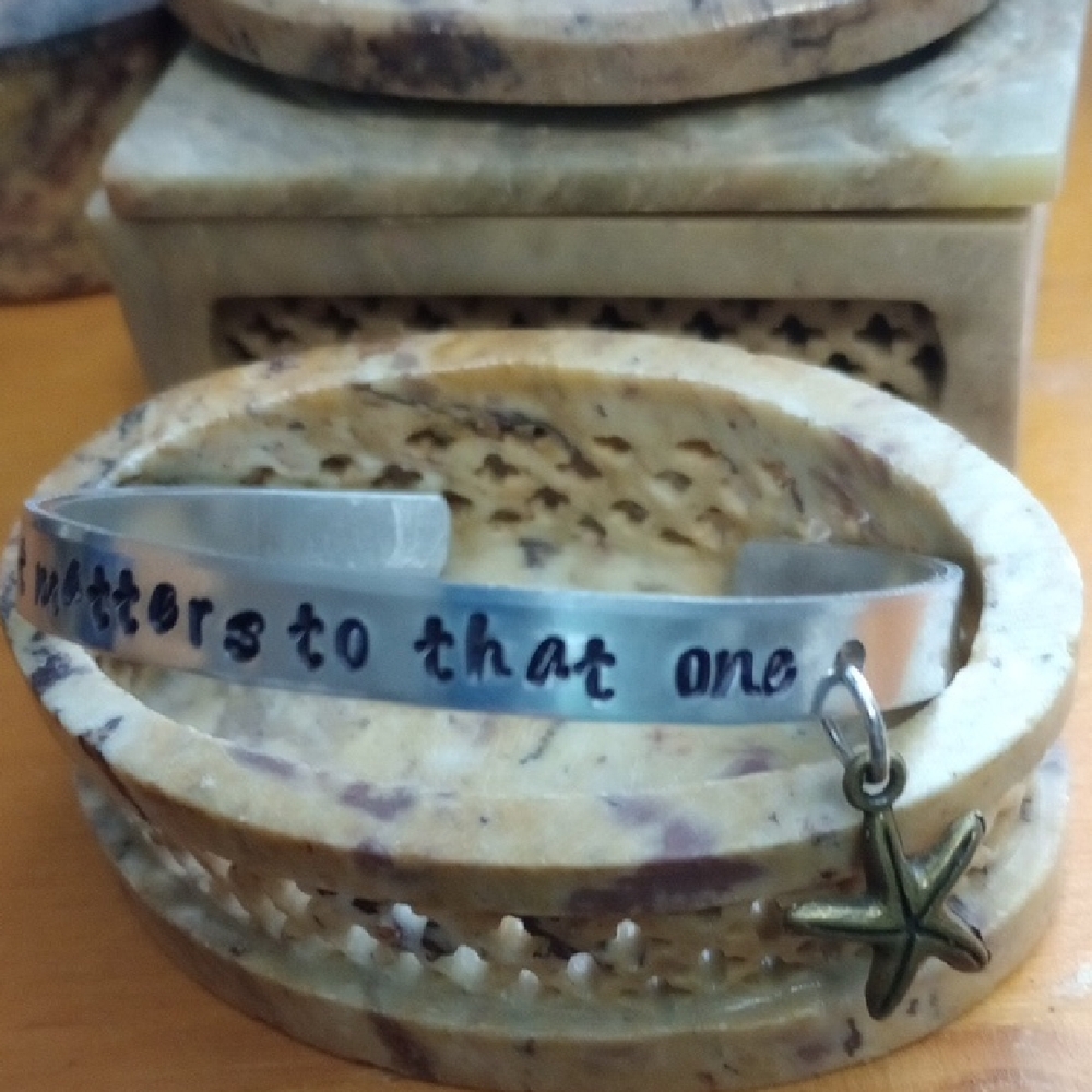 "It Matters To That One" Bracelet with Starfish Charm